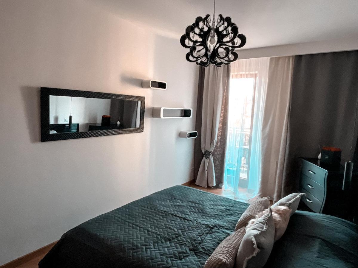 Apartament Solna 80 - Centrum Miasta Z Podziemnym Garazem Kielce Bagian luar foto