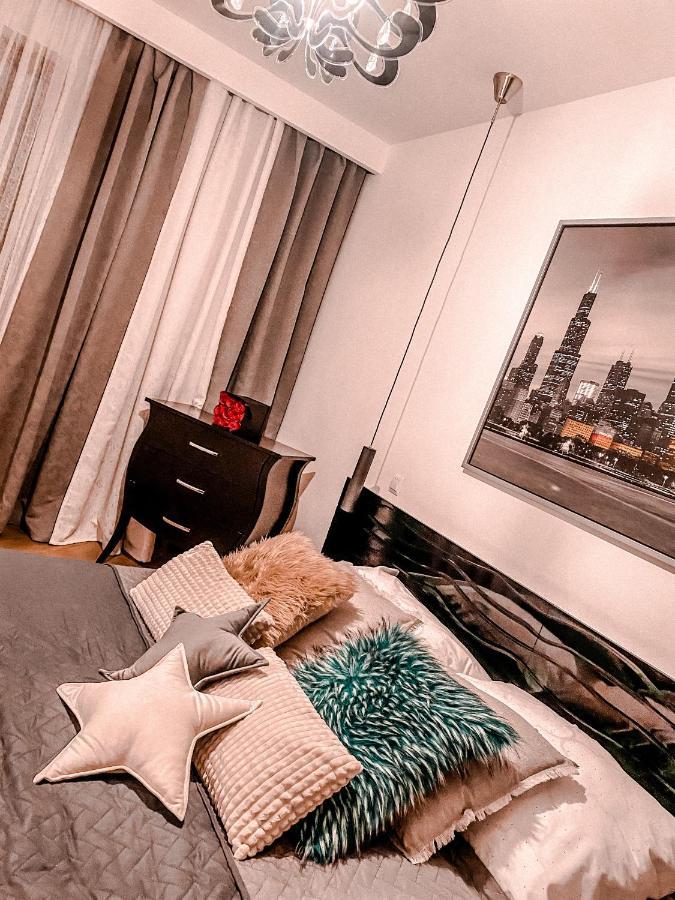 Apartament Solna 80 - Centrum Miasta Z Podziemnym Garazem Kielce Bagian luar foto